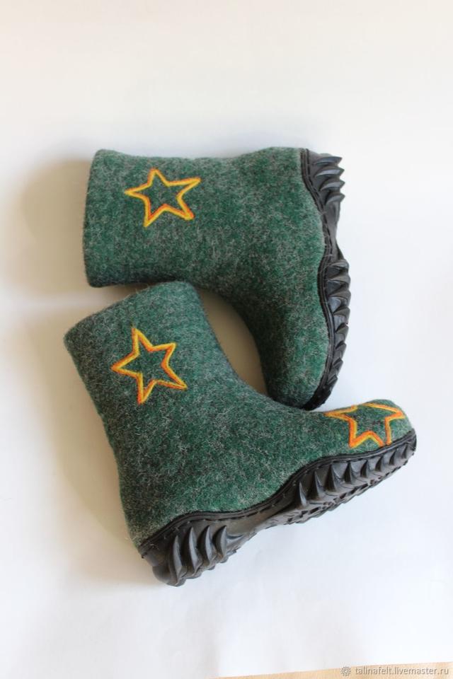 Felt boots: children's general's boots